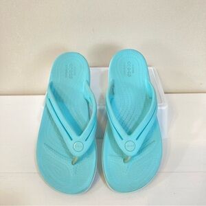Crocs Crocband Flip Flops Sz 8 Womens Light Blue Comfort Lightweight Sandals